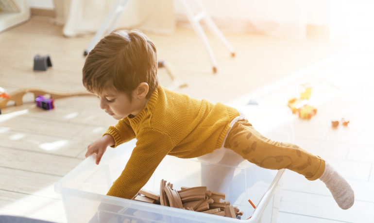 Jeux en Intérieur : 8 Activités Ludiques et Éducatives pour Enfants