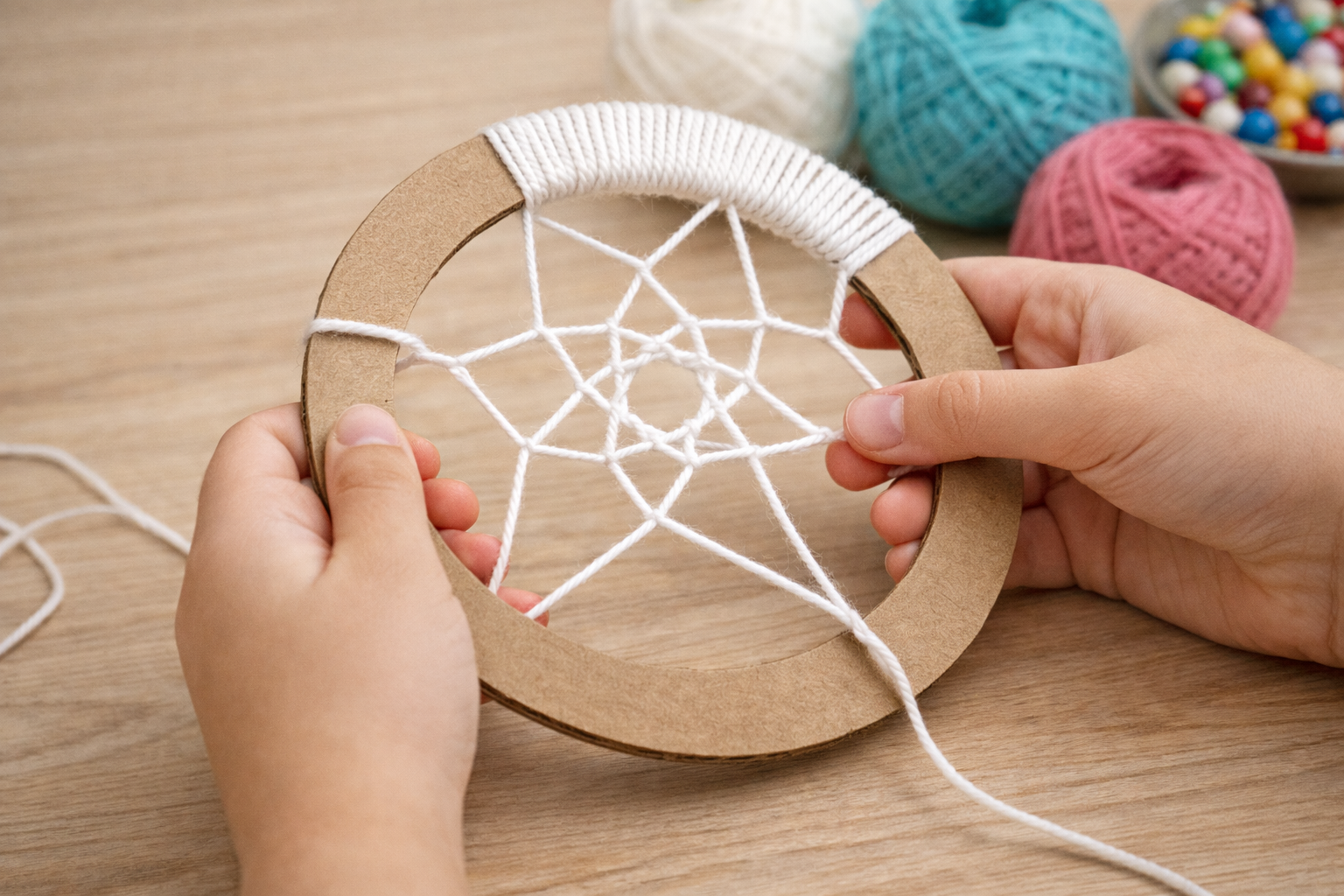 Toile centrale de l'attrape-rêves en cours