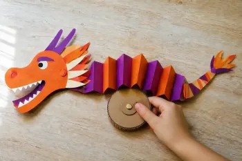 Dragon-roue du Nouvel An lunaire en carton rotatif