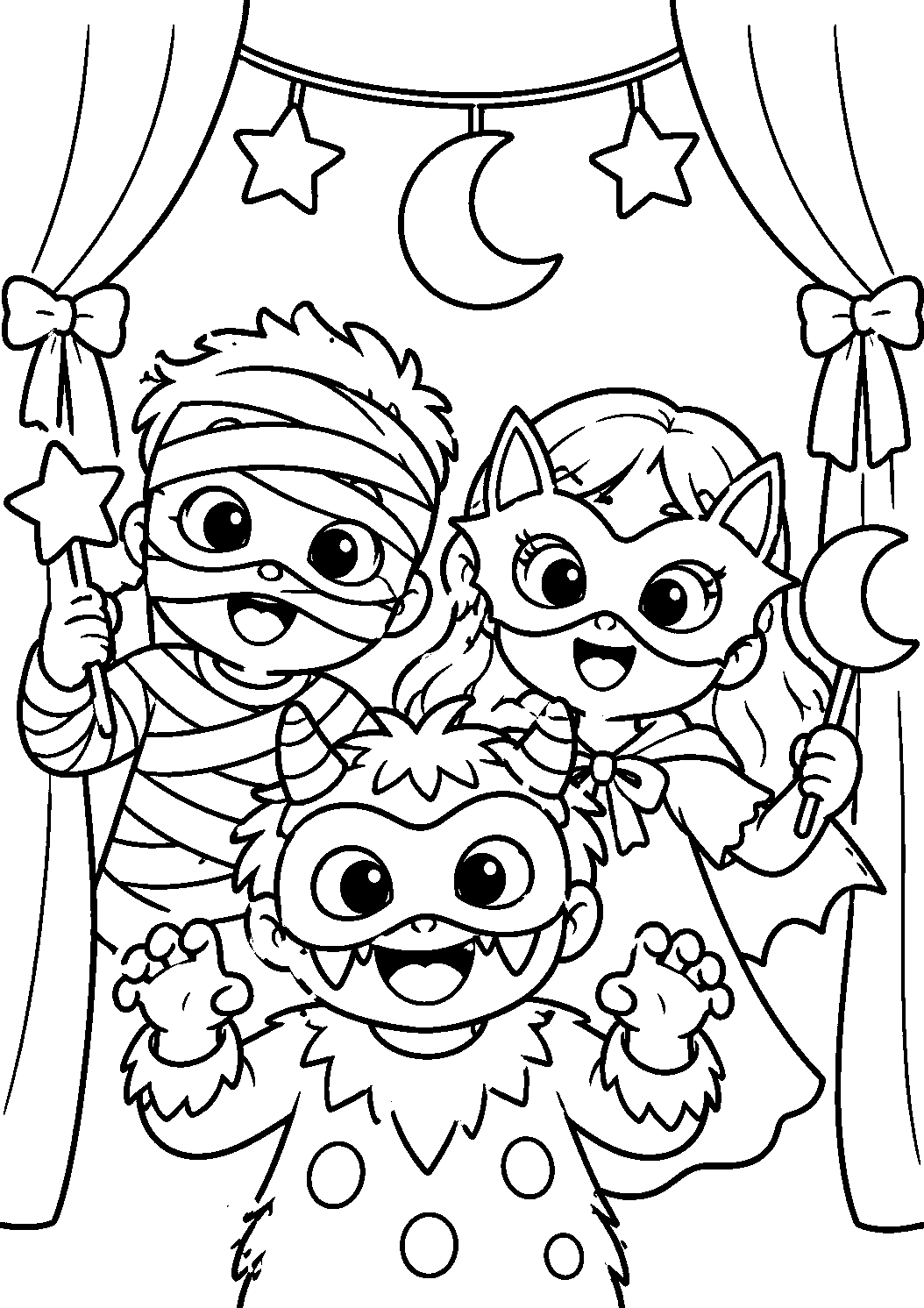 Trois enfants posant avec des masques de momie chauve-souris et monstre