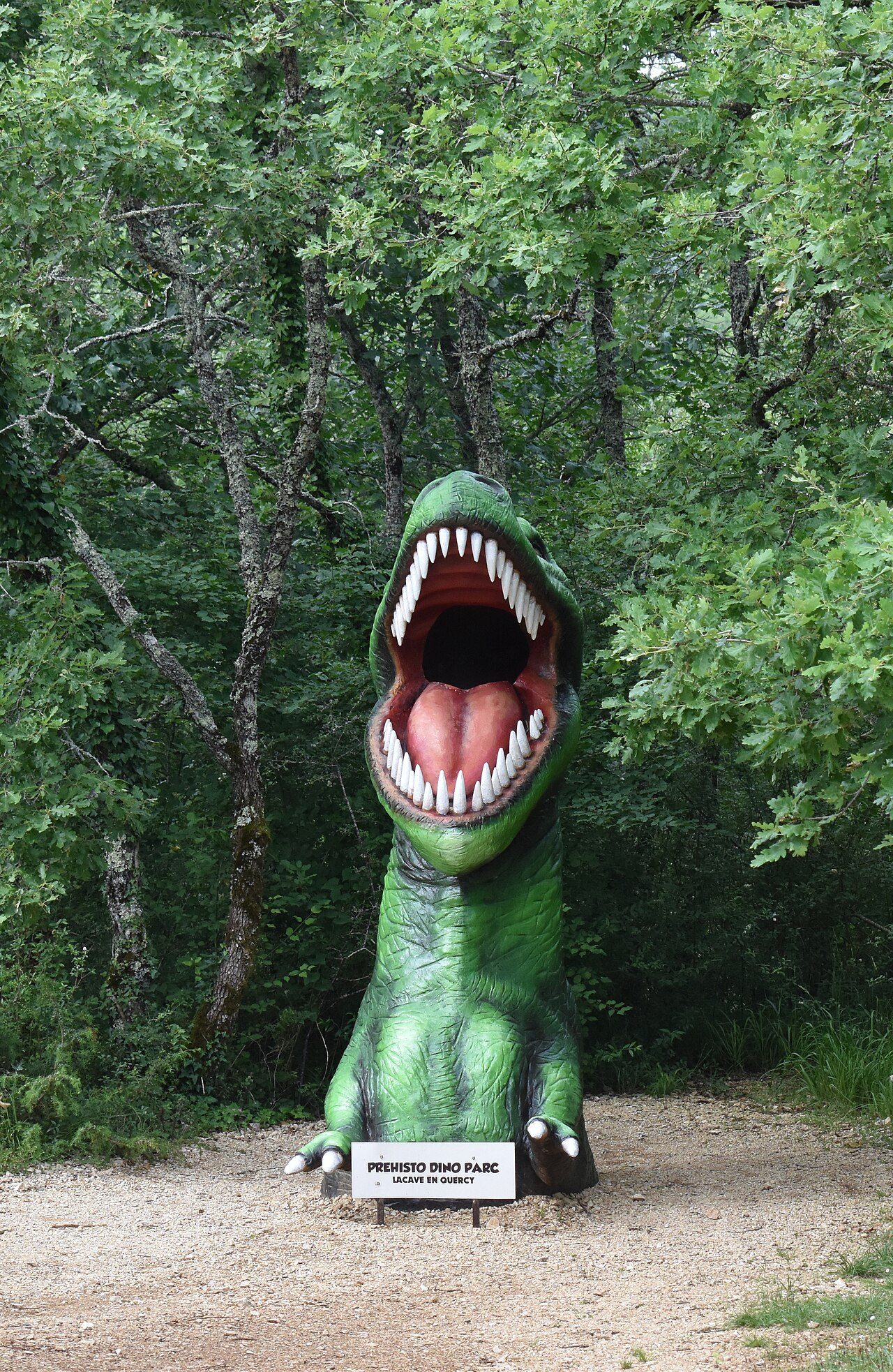 Préhisto-Dino Parc à Lacave