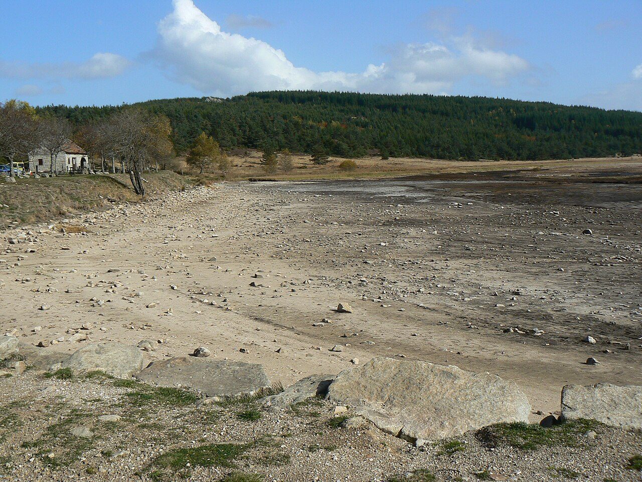 ETANG DE BARRANDON à Saint-Étienne-du-Valdonnez