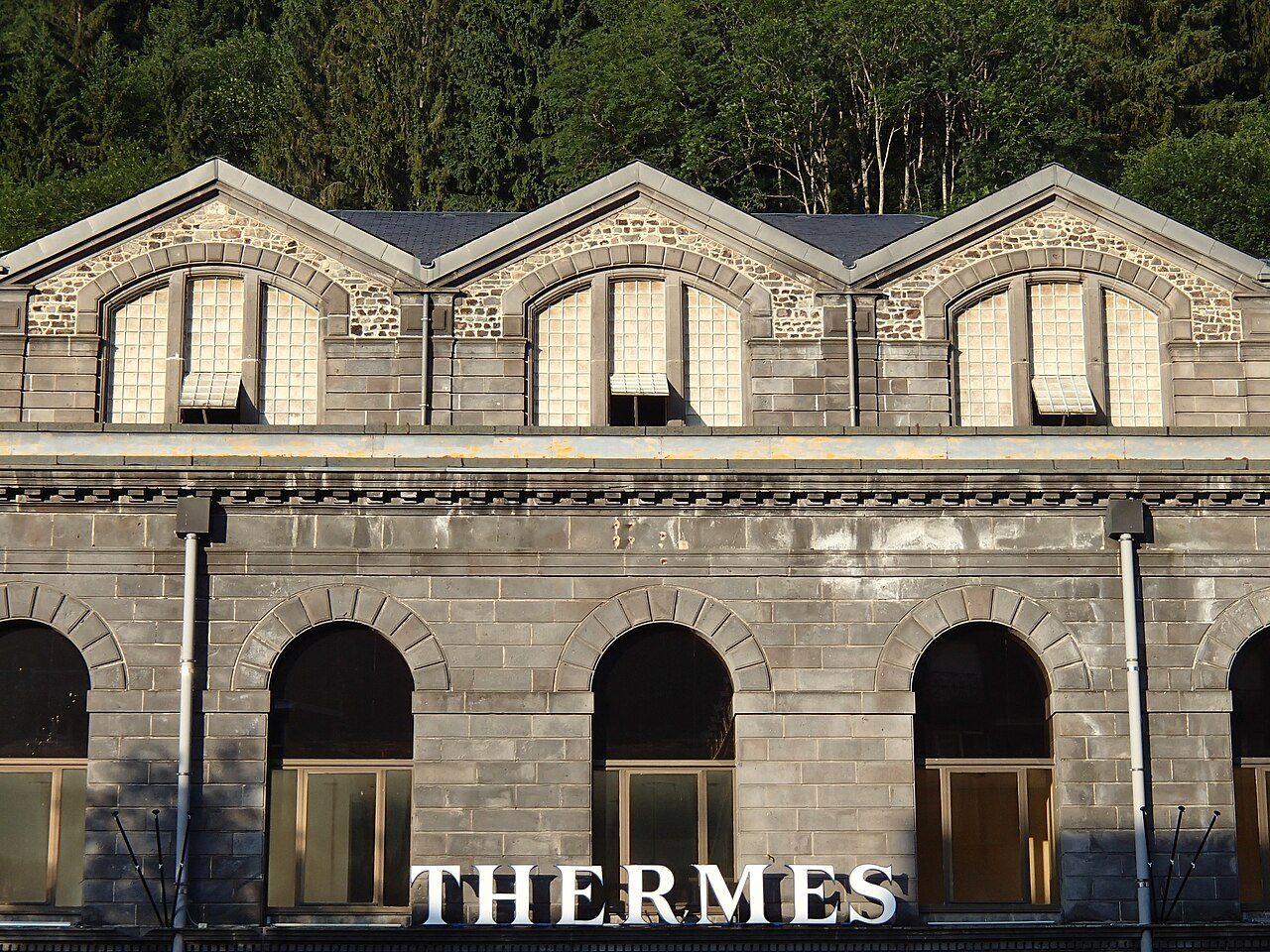 Etablissement thermal du Mont-Dore à Mont-Dore