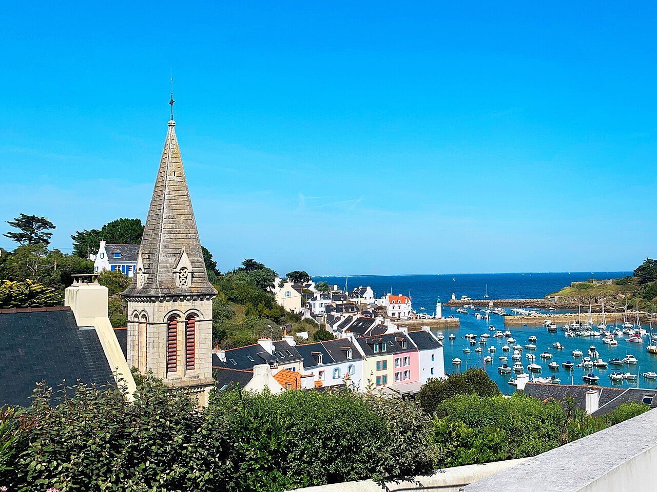 Le port de Sauzon à Sauzon