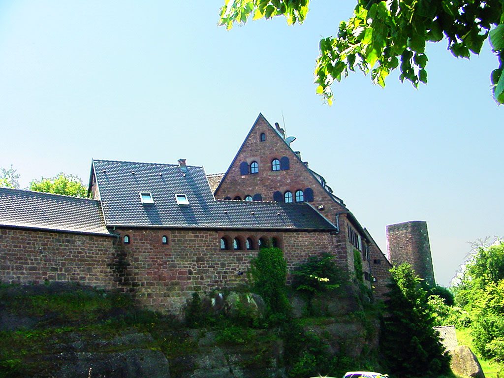 Le château du Hunebourg à Dossenheim-sur-Zinsel