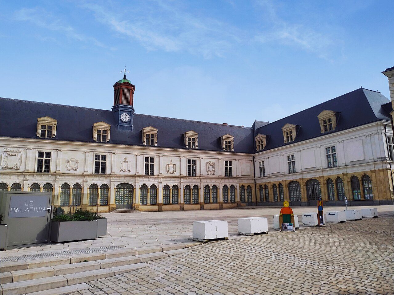 Le Château-Neuf à Laval