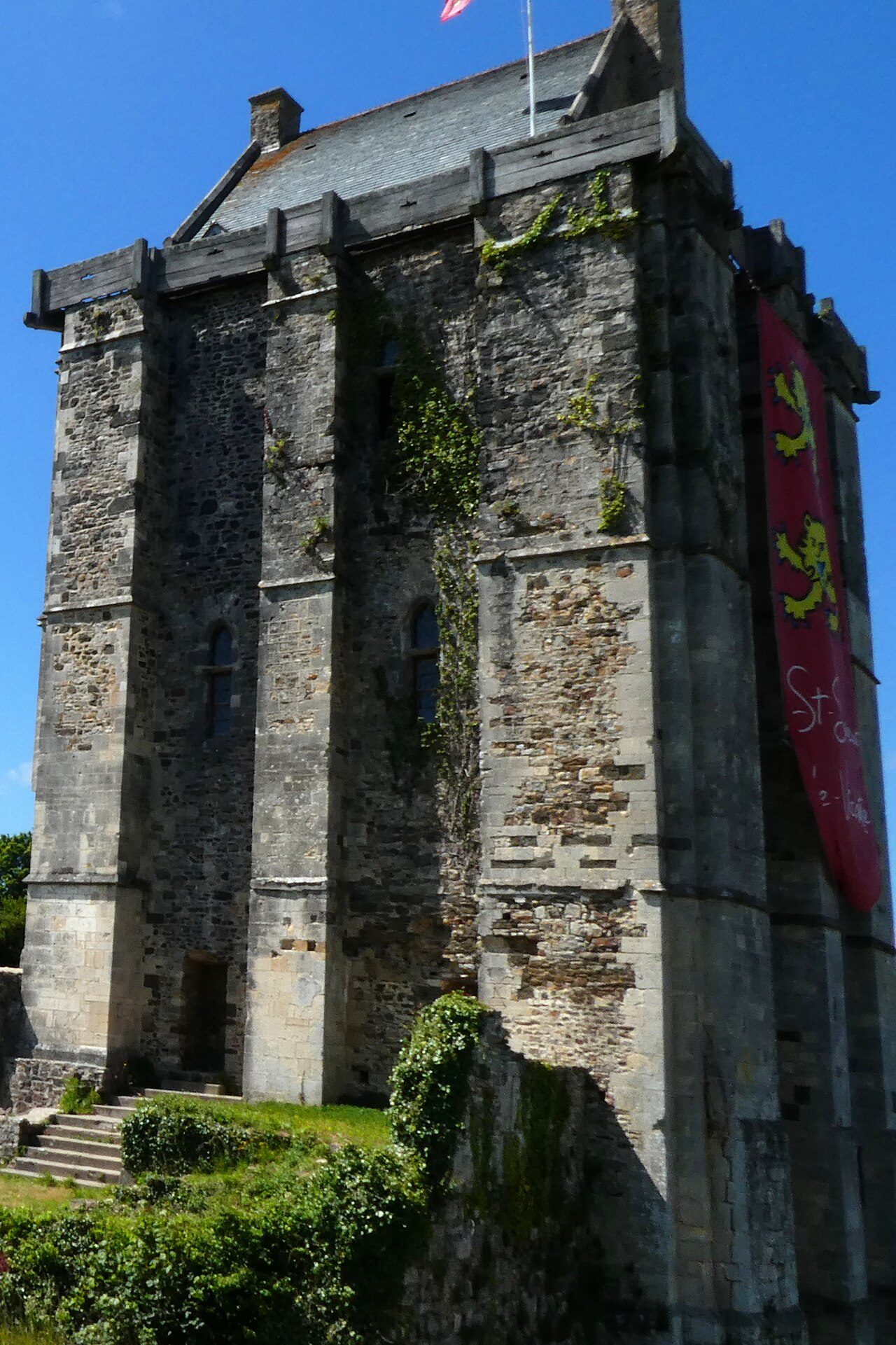Château médiéval de Saint-Sauveur-le-Vicomte à Saint-Sauveur-le-Vicomte