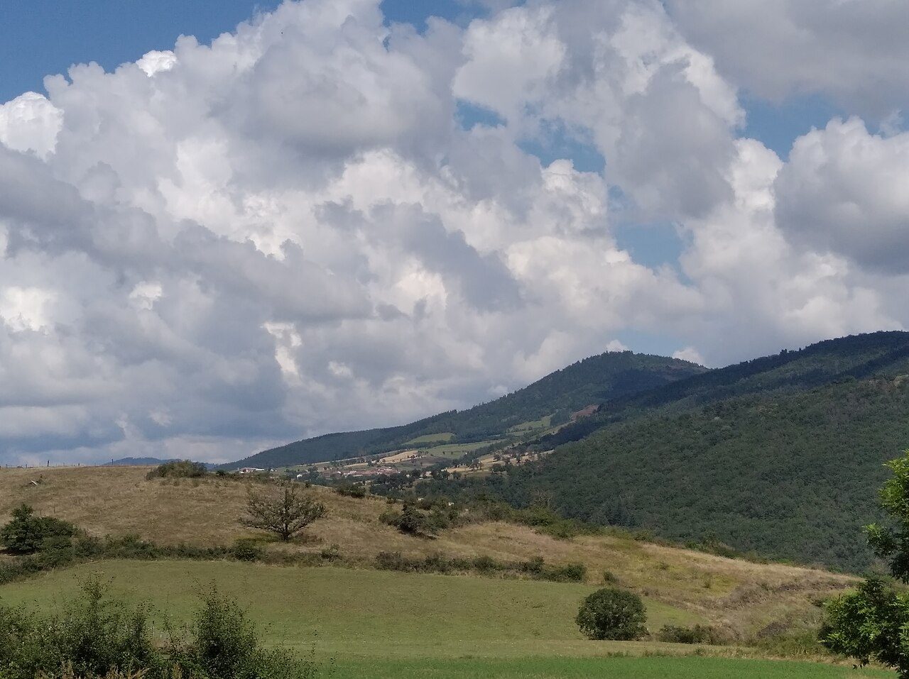 Mont Briançon à Mazeyrat-d'Allier