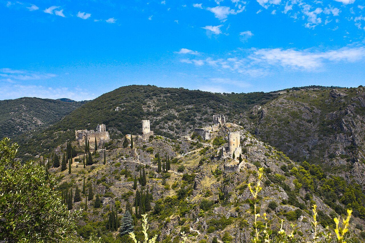 LES QUATRE CHÂTEAUX DE LASTOURS à Lastours