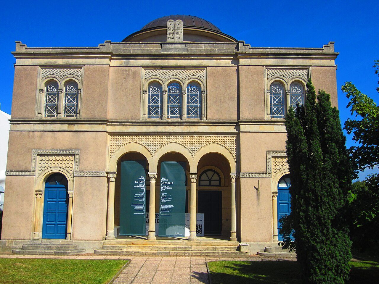 Centre d'art contemporain la synagogue de Delme à Delme