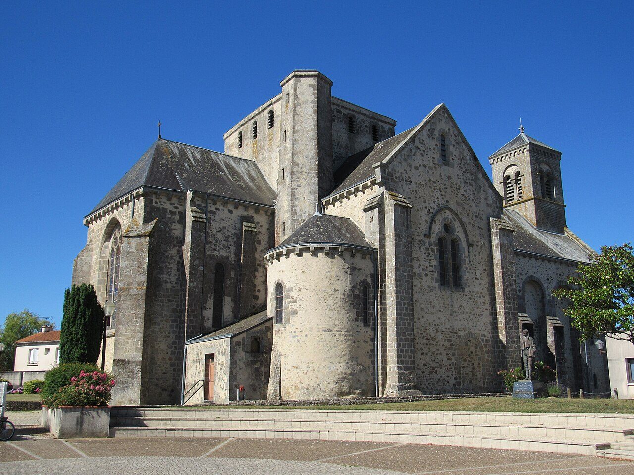 Eglise Notre Dame du Pin à Le Pin