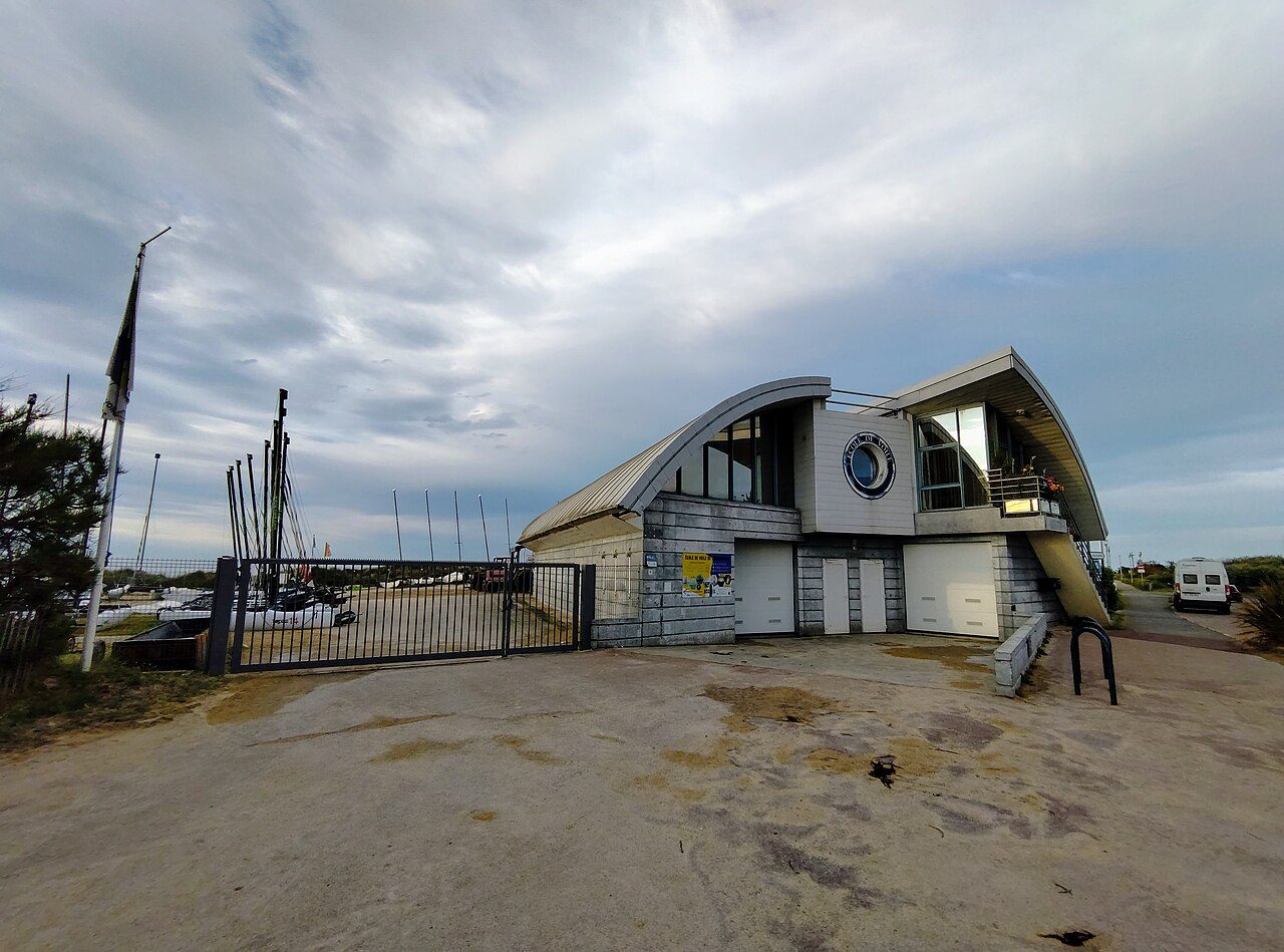 École de Voile de Courseulles-sur-Mer à Courseulles-sur-Mer