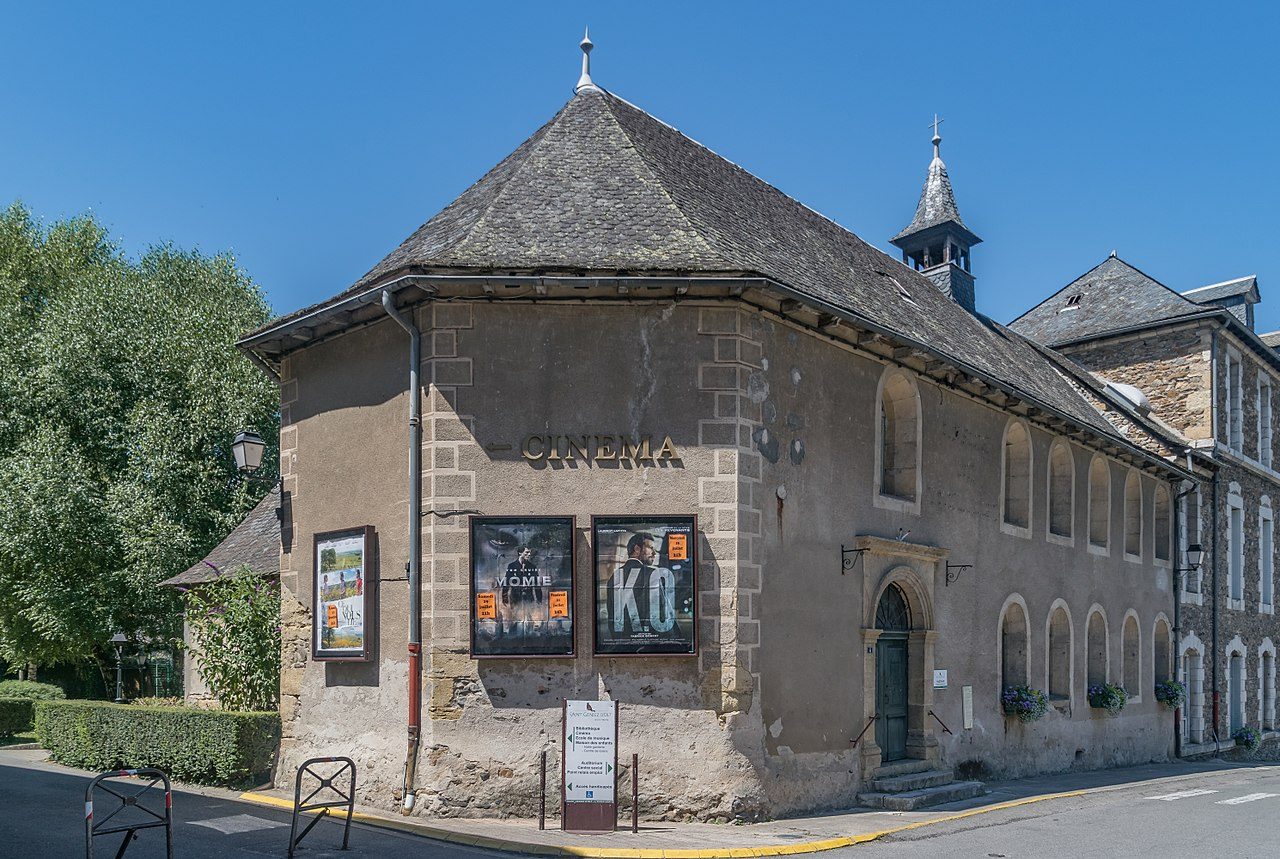 Piscine de Saint Geniez d'Olt à Saint Geniez d'Olt et d'Aubrac