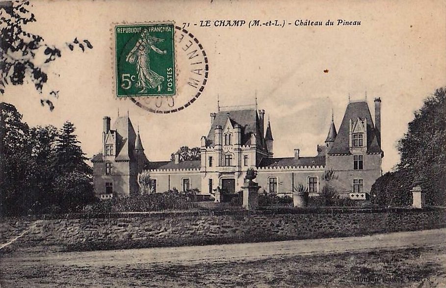 CHATEAU DU PINEAU à Bellevigne-en-Layon