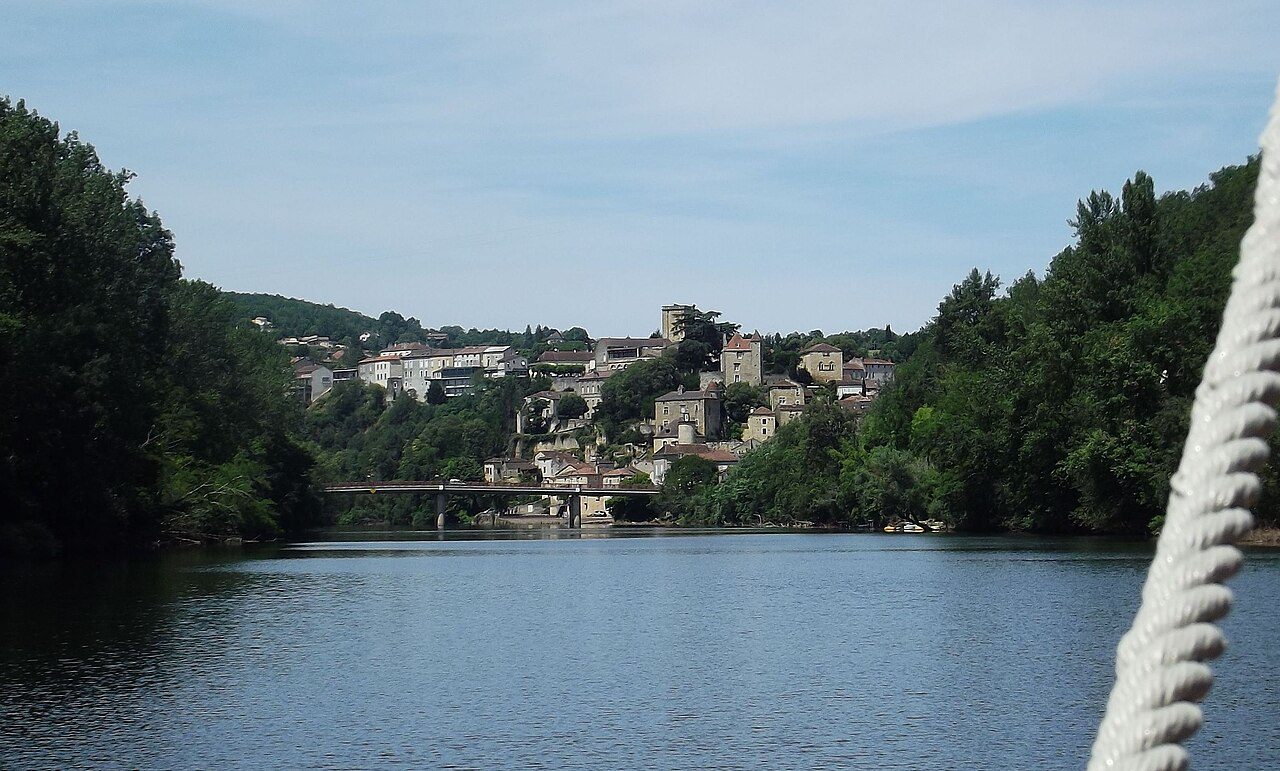 Piscine couverte de Puy l'Evêque à Puy-l'Évêque