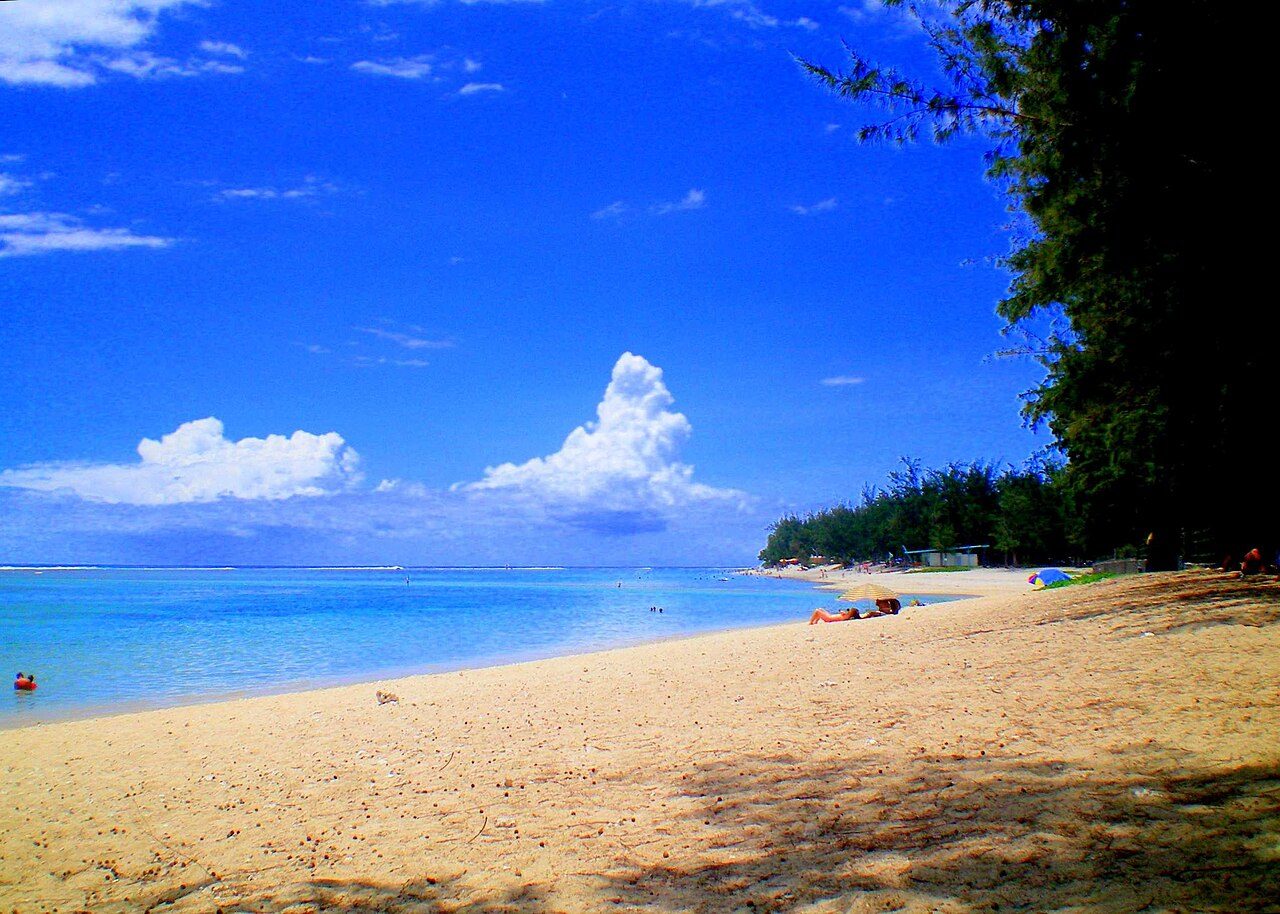 Plage de l’Hermitage, La Passe