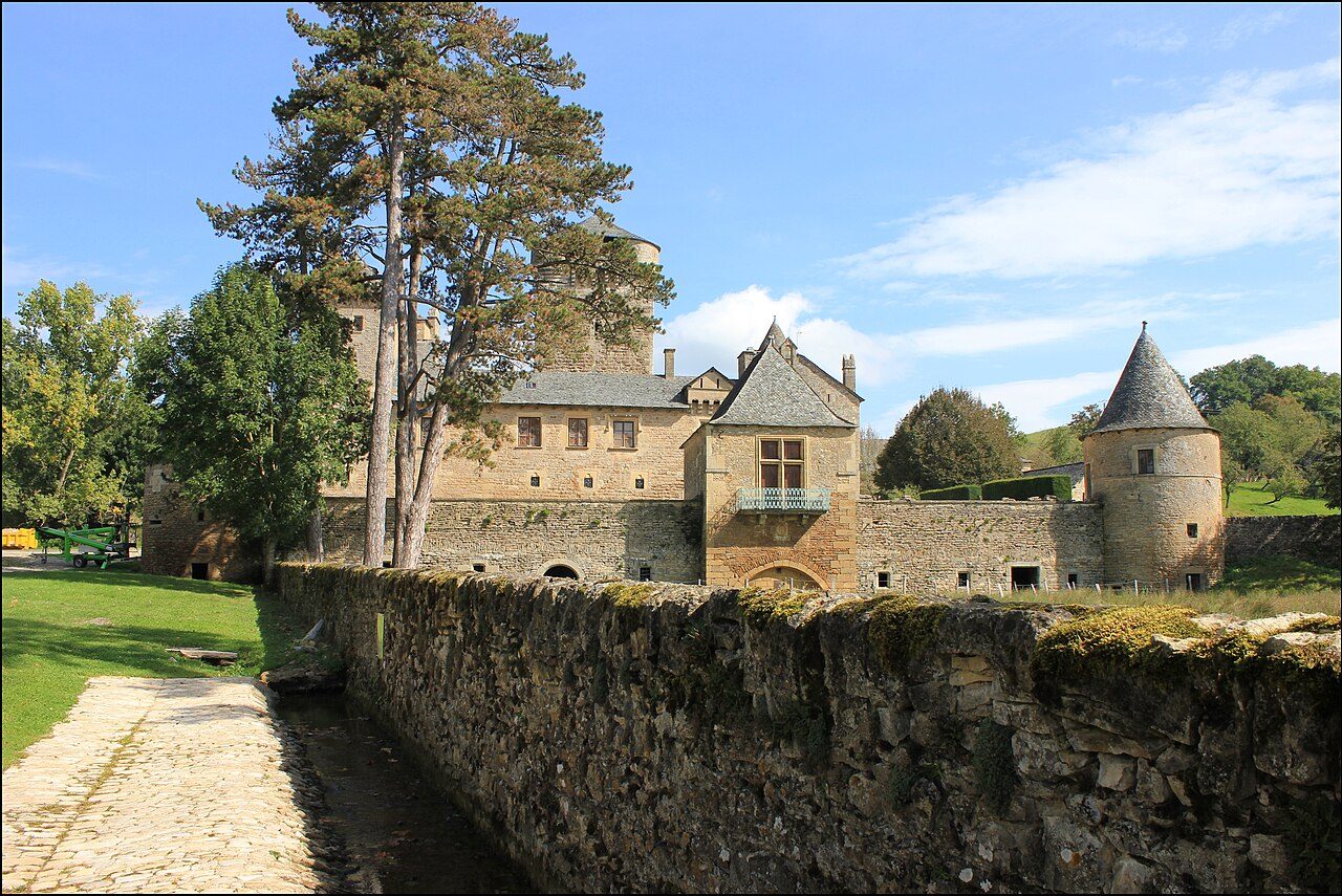 Château des Bourines à Bertholène