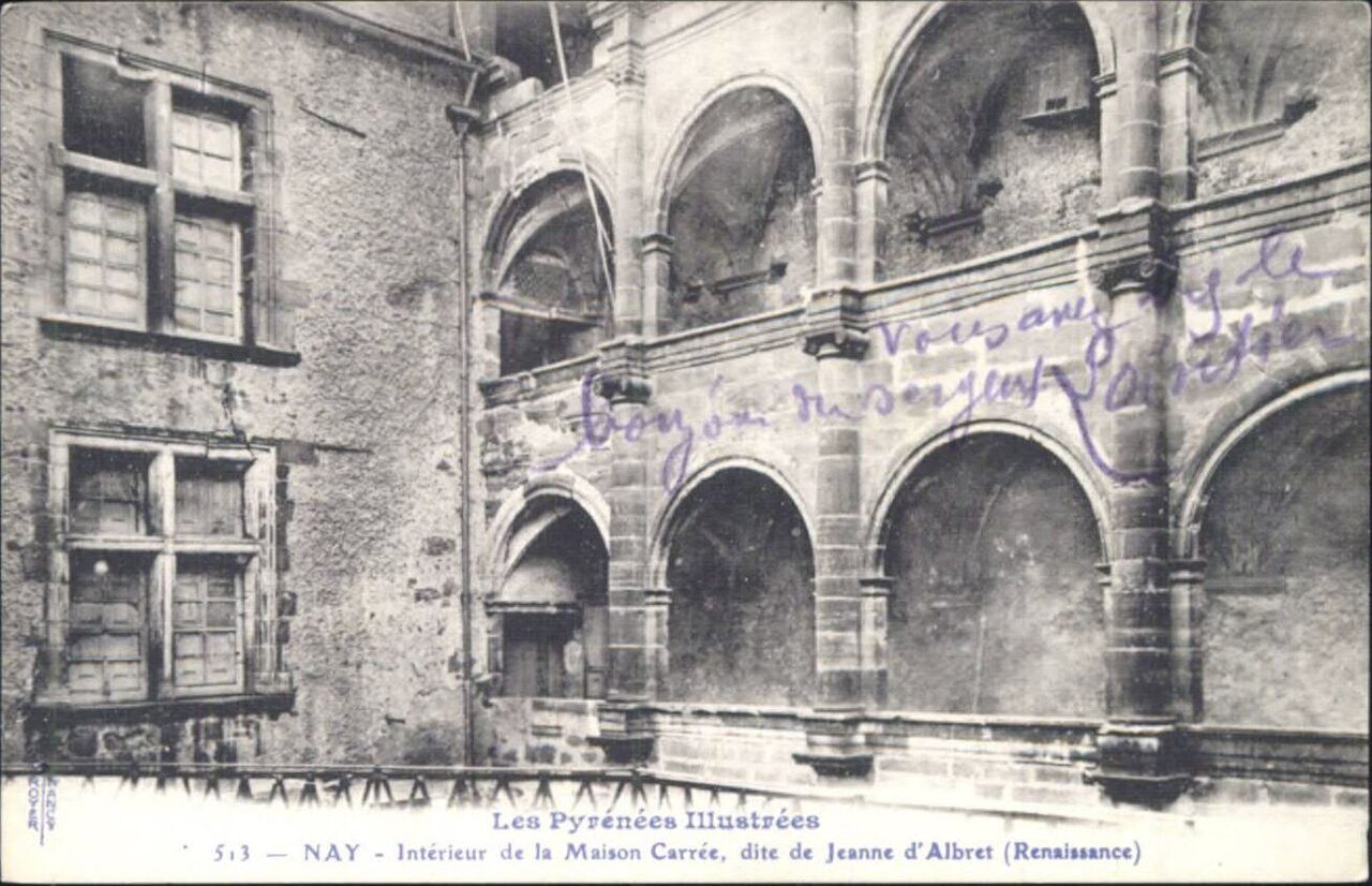 Maison Carrée à Nay