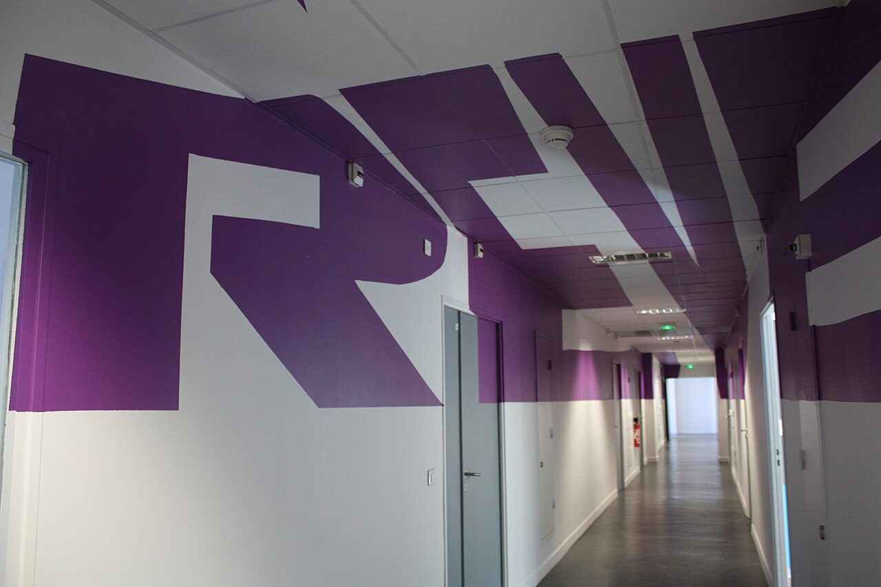 Dans le couloir