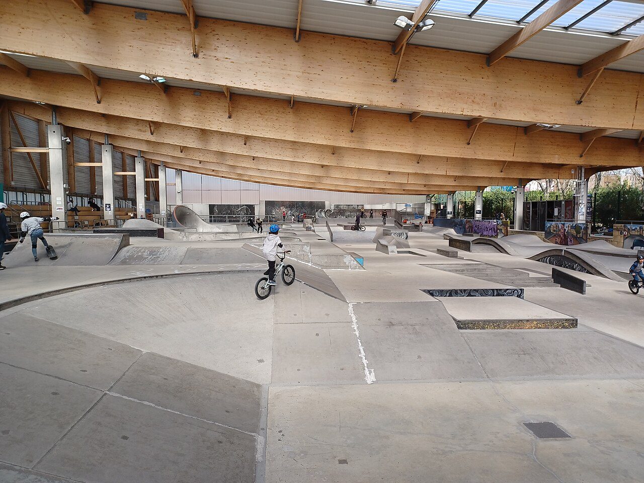Espace de glisse parisien 18e à Paris