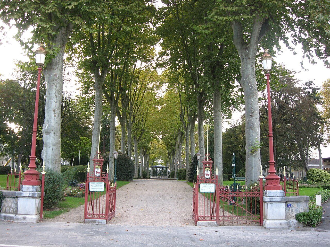 Jardin public à Oloron-Sainte-Marie