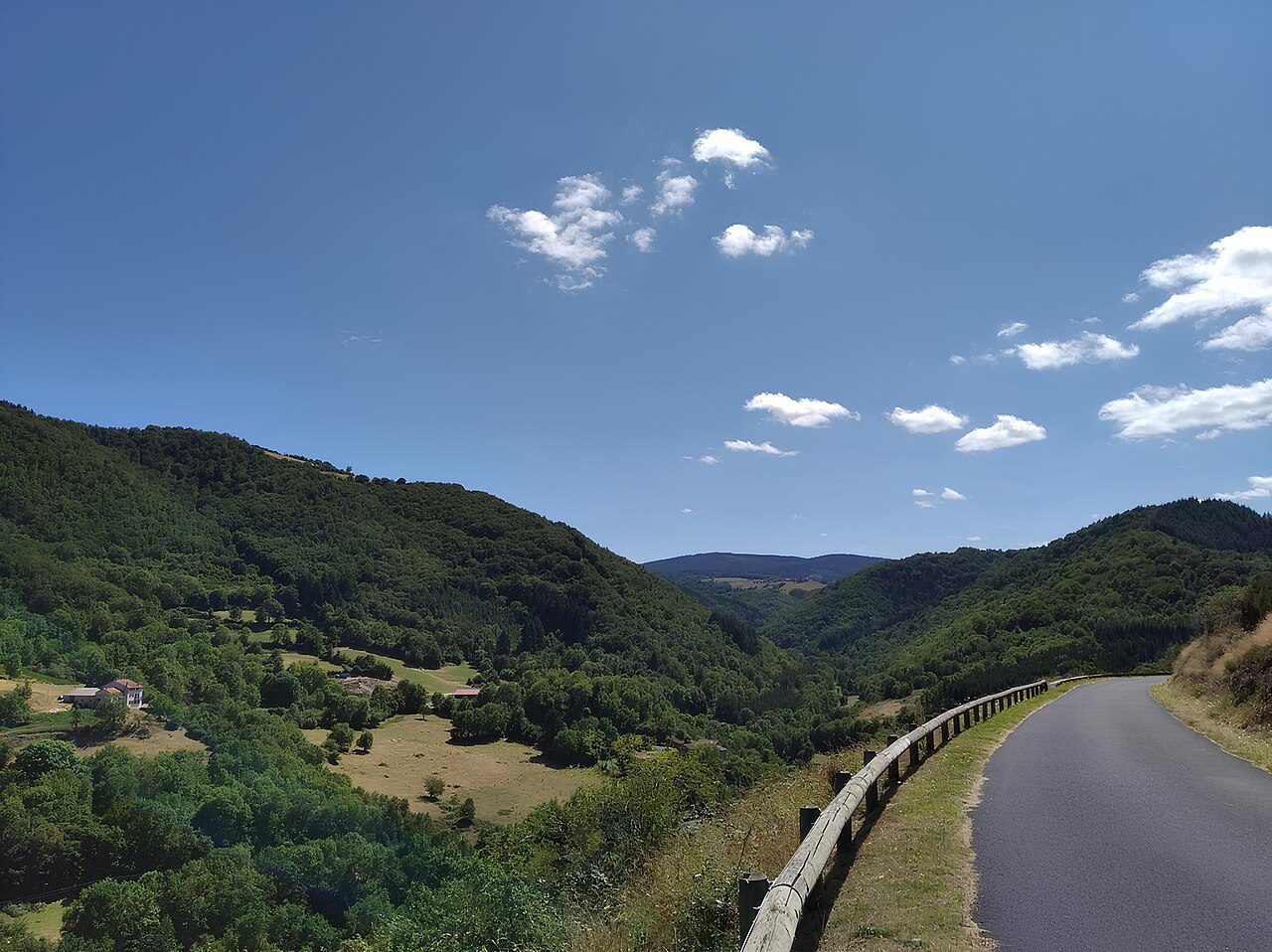 Vallée de la Cronce à Cronce