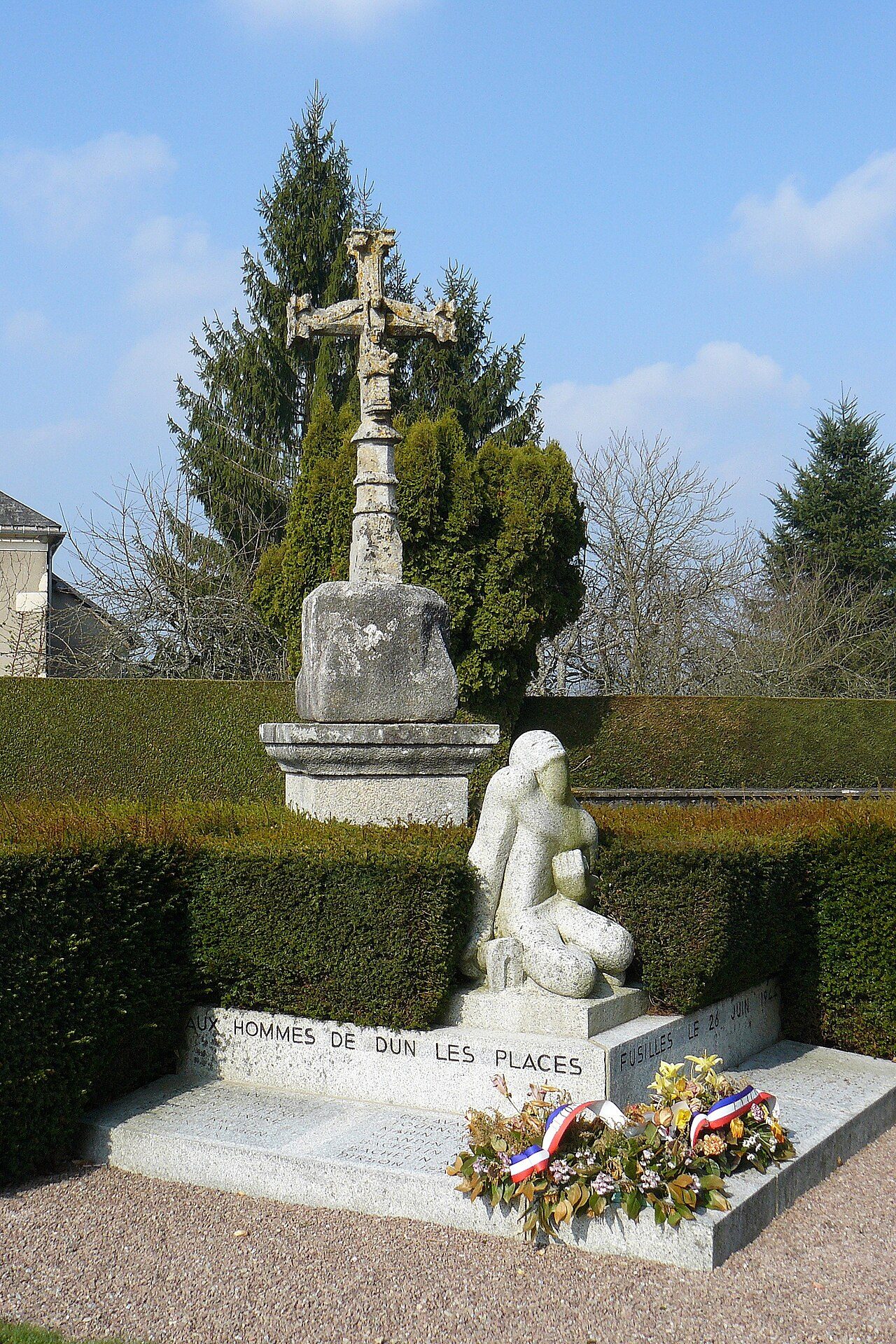 Mémorial de Dun-les-Places à Dun-les-Places