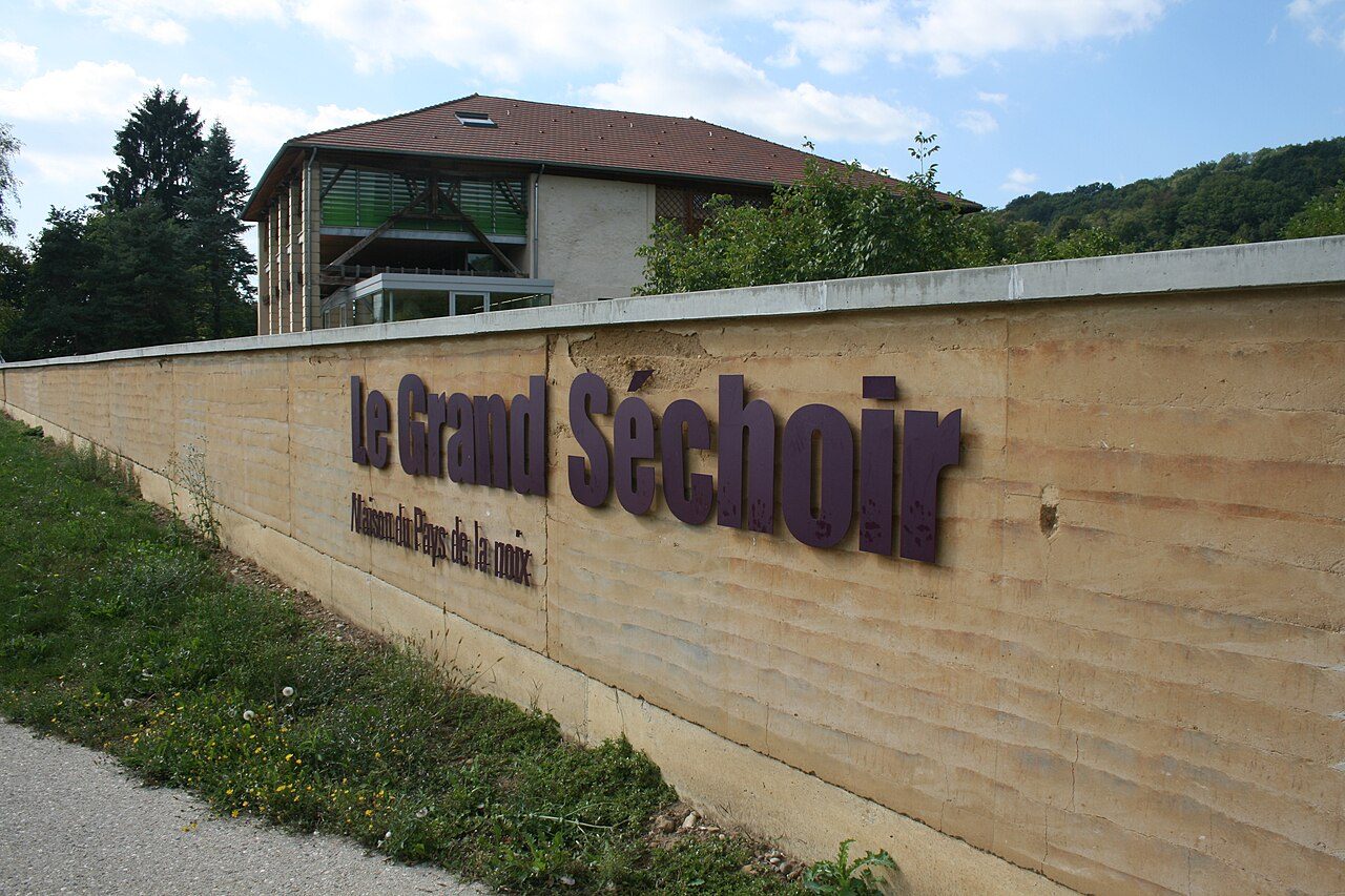 Le Grand Séchoir | Maison du pays de la noix