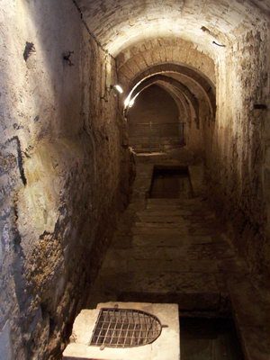 La fontaine souterraine à Airvault