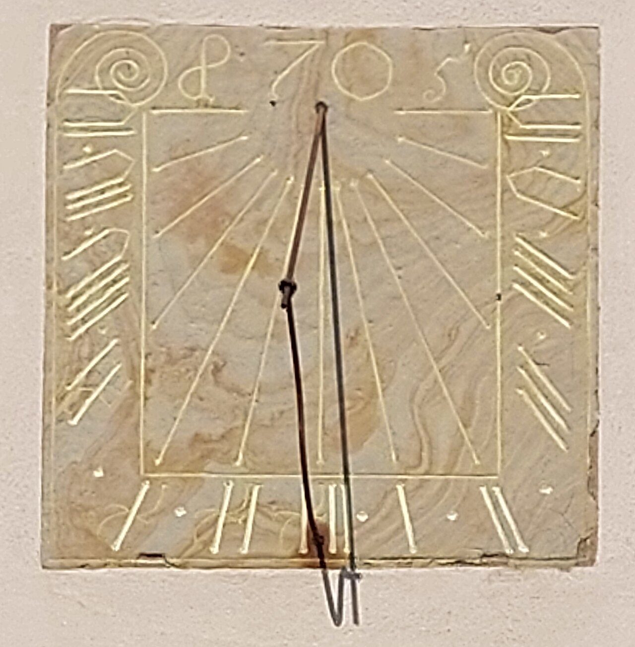 Cadran solaire de l'église Saint-Louis