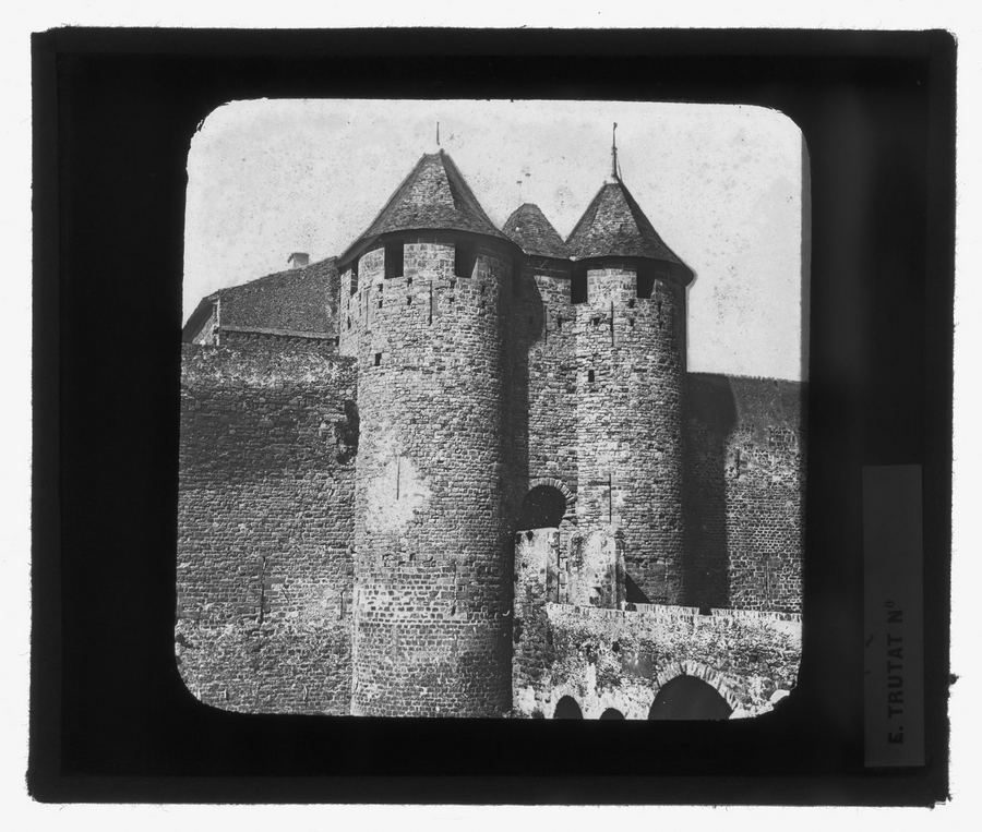 CHÂTEAU ET REMPARTS DE LA CITÉ DE CARCASSONNE à Carcassonne