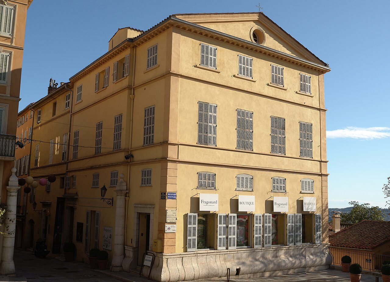 Musée provençal du Costume et du Bijou