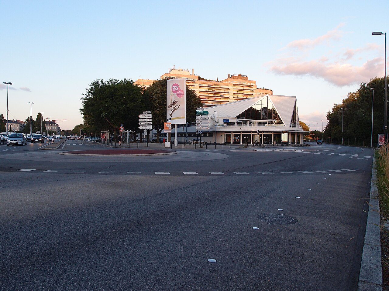 Piscine Léo Lagrange