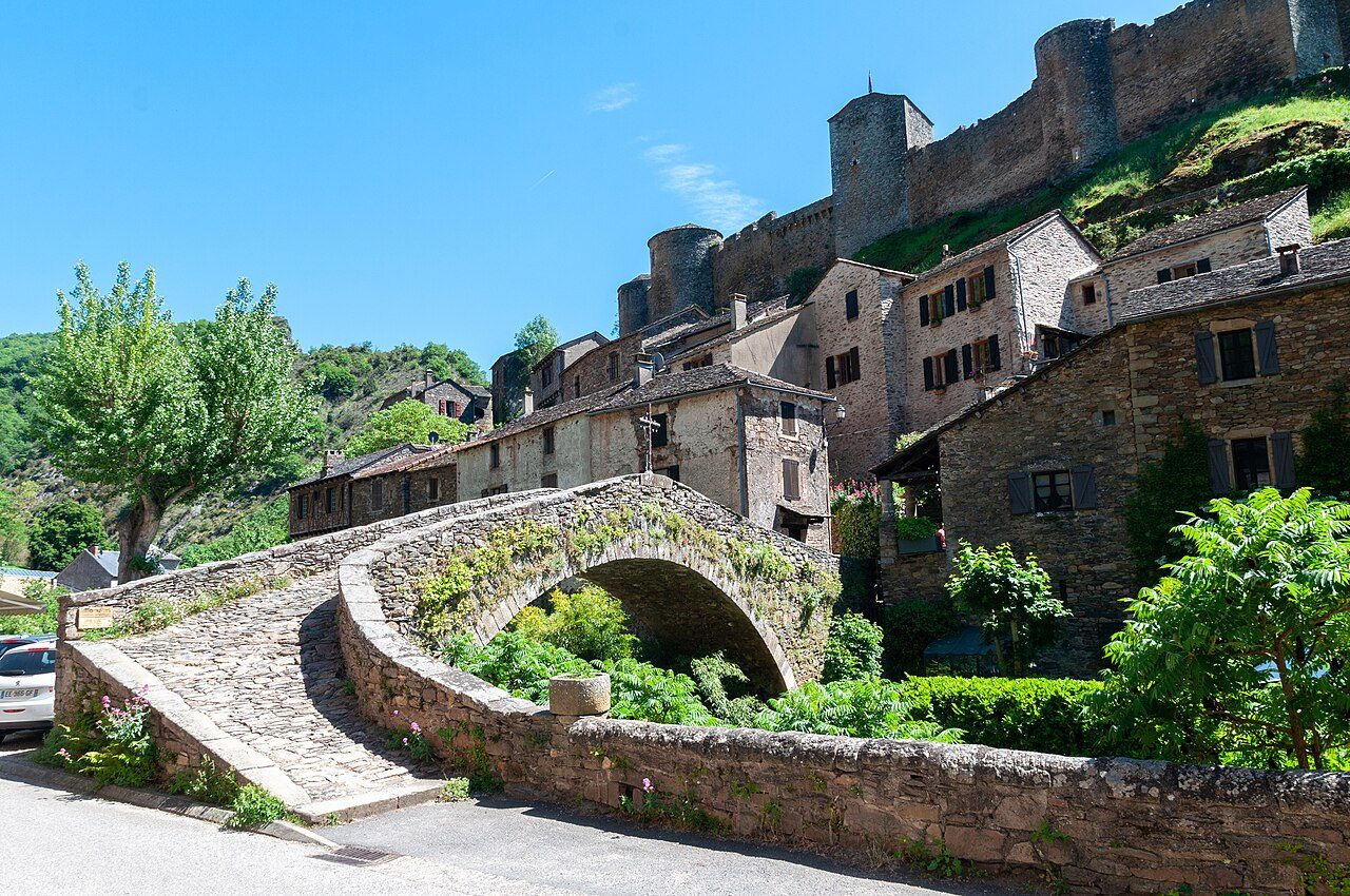 Village médiéval de Brousse-le-Château à Brousse-le-Château