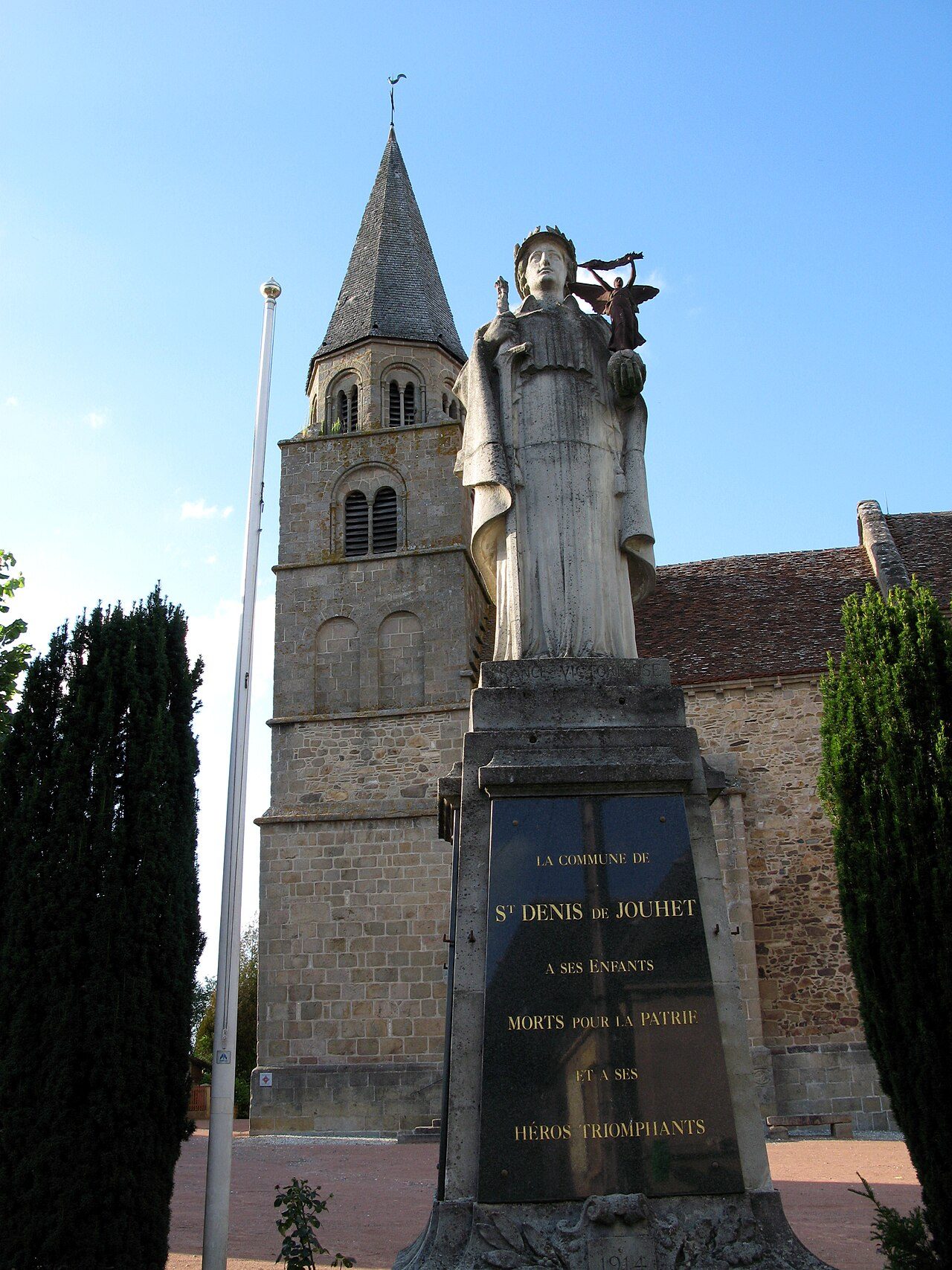 Eglise Saint-Denis-de-Jouhet à Saint-Denis-de-Jouhet