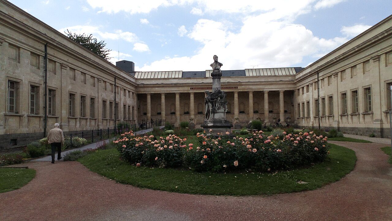 Bibliothèque Louis Aragon