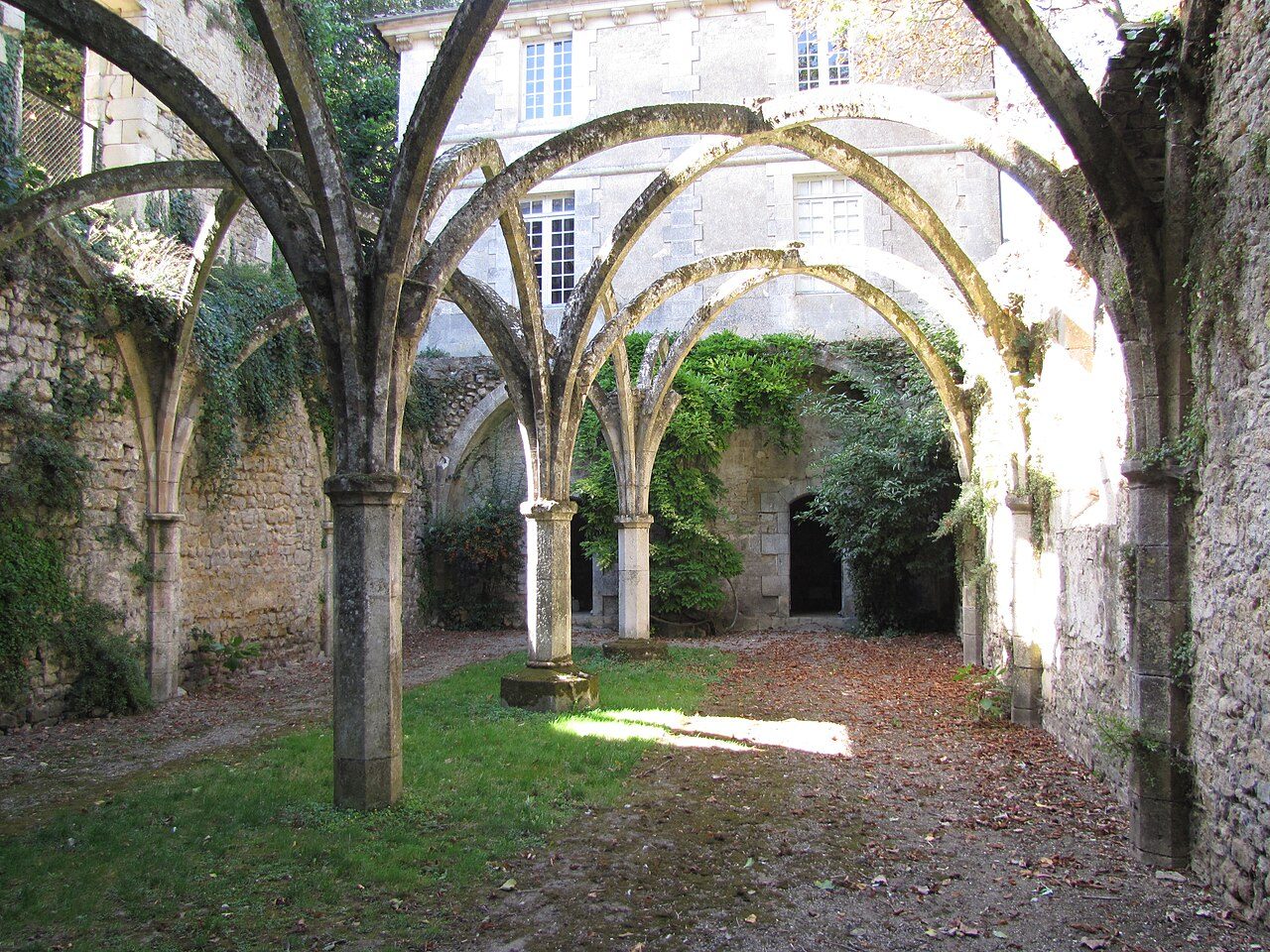 Bibliothèque Saint-Michel-en-l'Herm à Saint-Michel-en-l'Herm