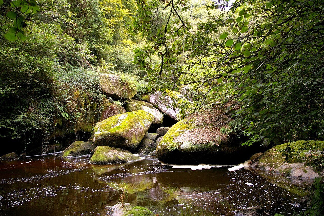 Les gorges de Toul Goulic à Lanrivain