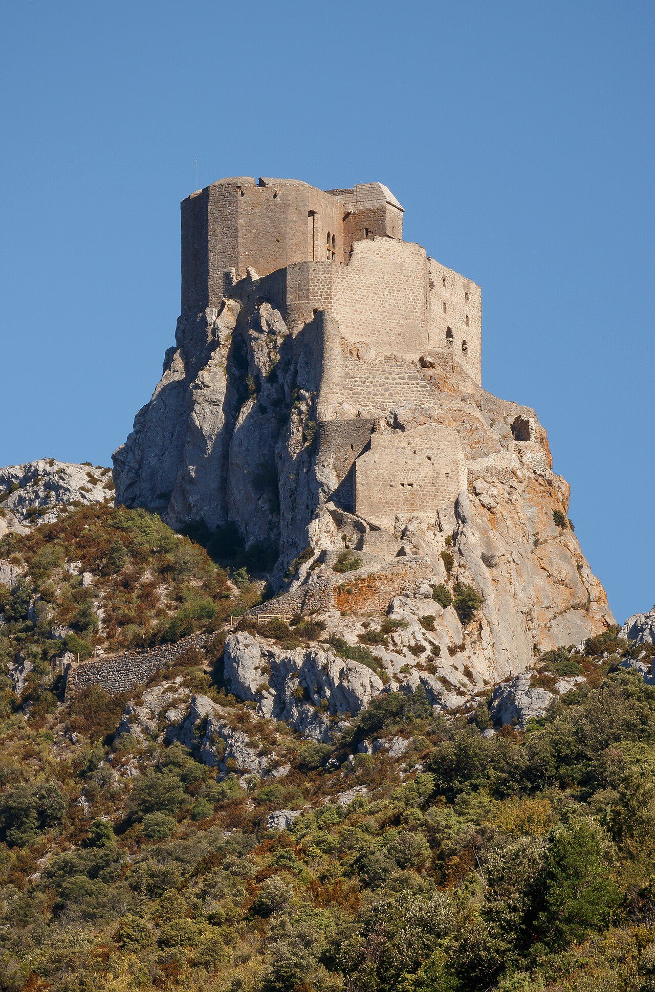 CHÂTEAU DE QUÉRIBUS à Cucugnan