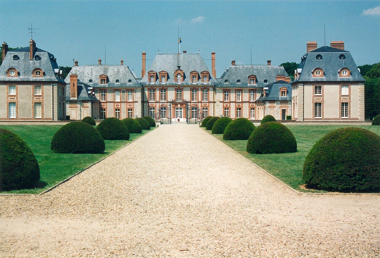 Jardins du Château de Breteuil à Choisel