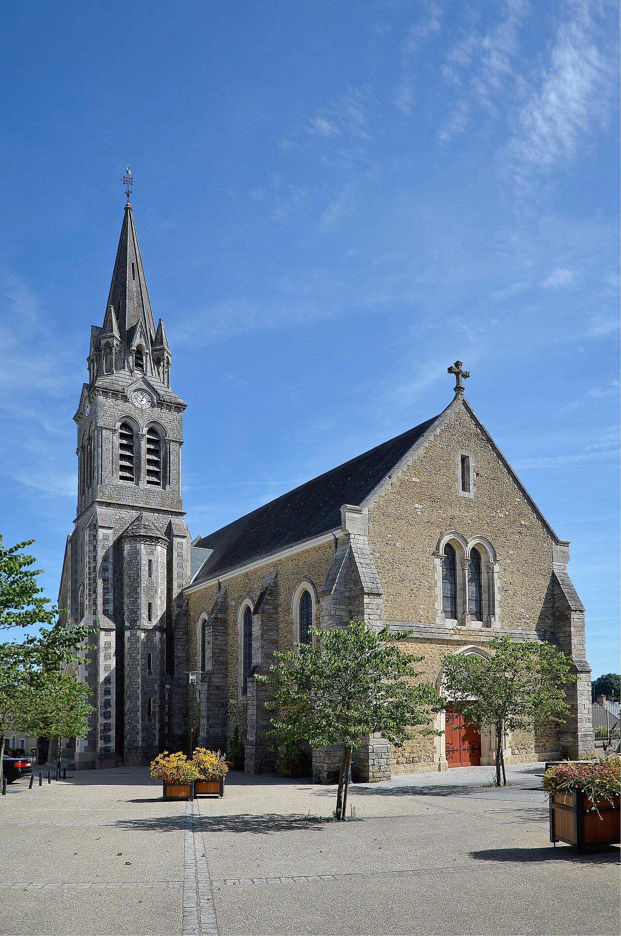 Rando - Église Saint-Germain d'Yvré-l'Évêque à Yvré-l'Évêque