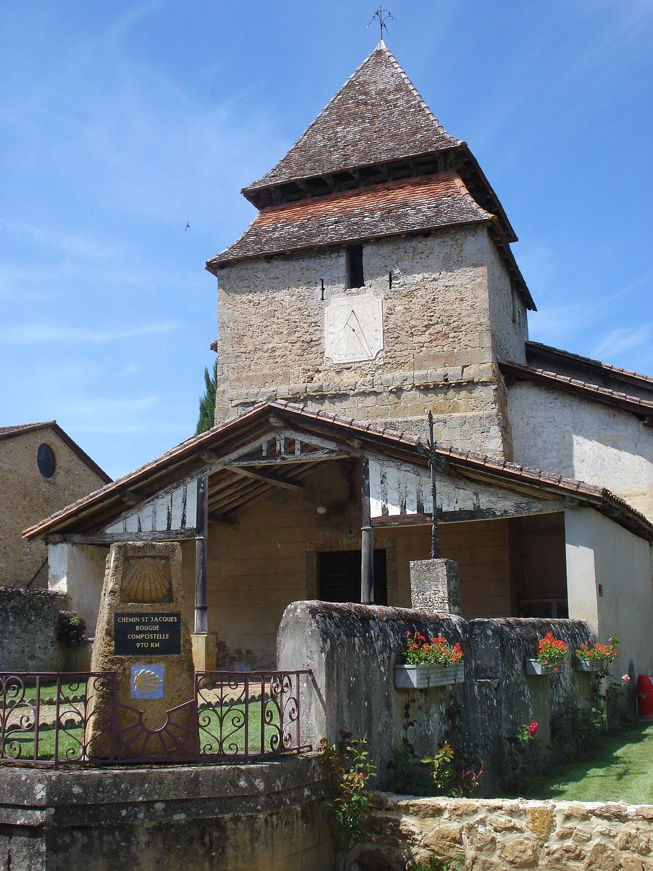 Eglise de Bougue à Bougue