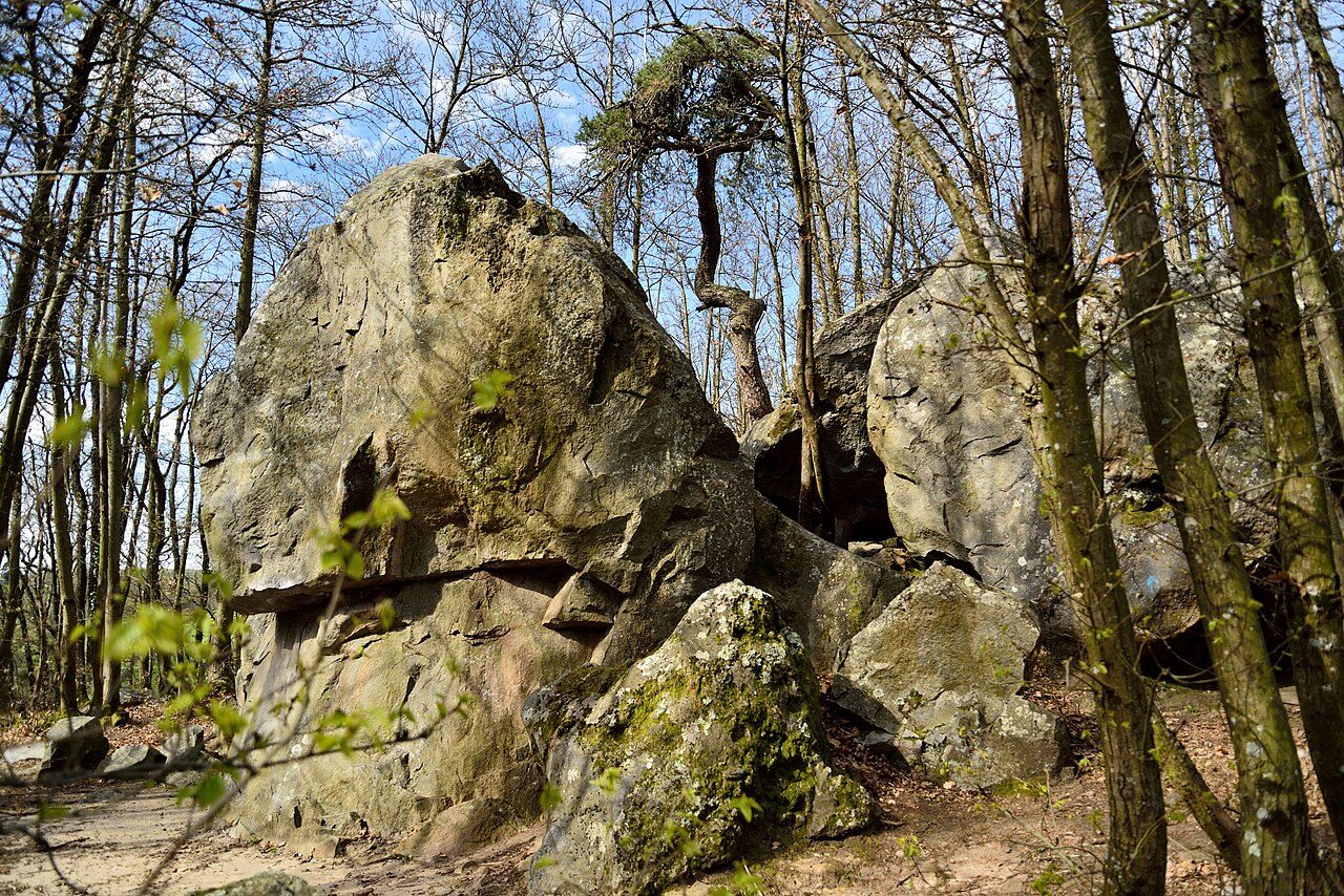 Site "Les Roches qui Dansent"