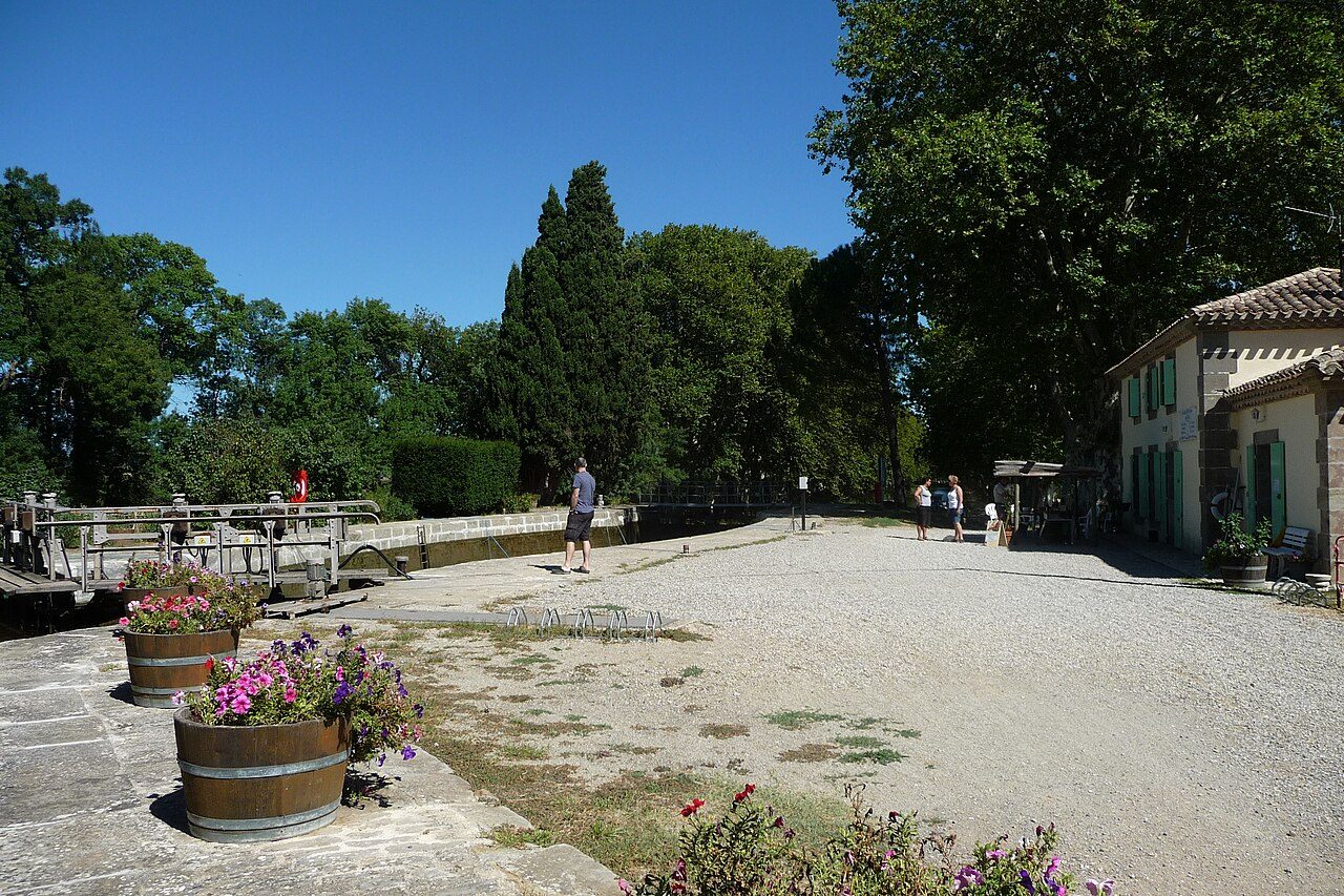 LAC DE JOUARRES