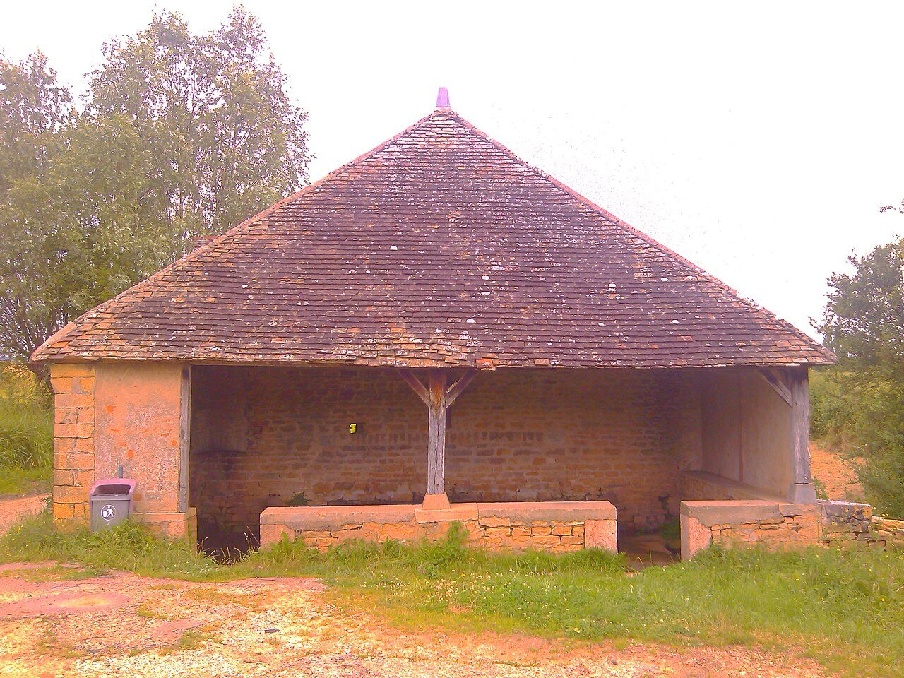Lavoir à Margueron