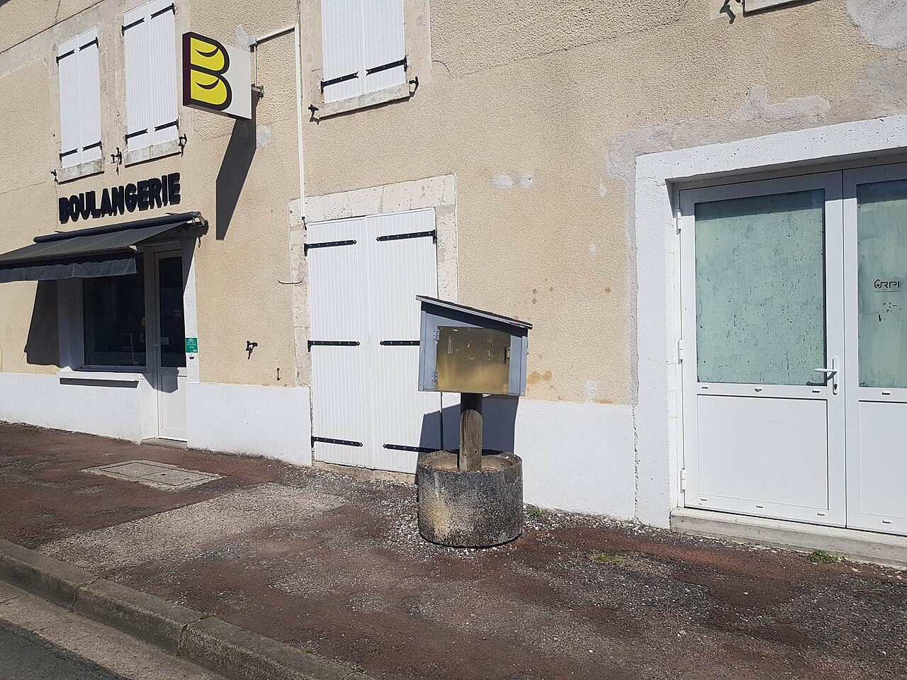 Boîte à livres à Anais