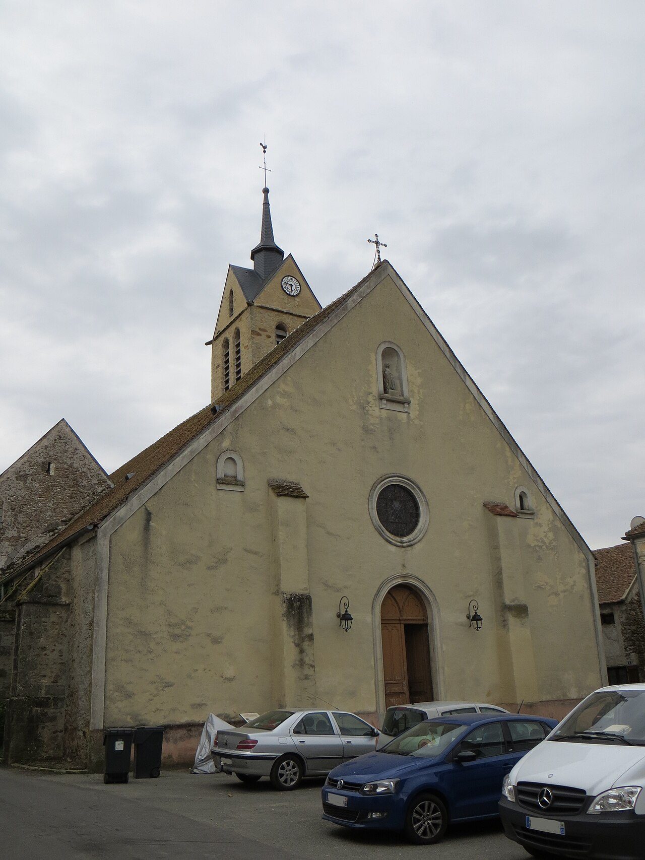 L'Eglise Saint-Pierre-et-Sainte-Flodoberthe