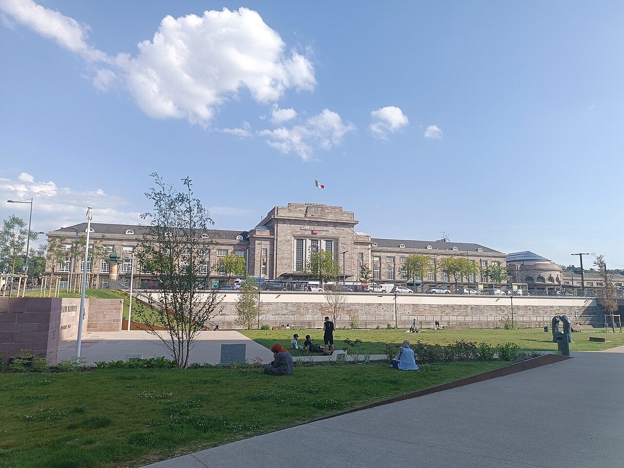 Square du Général de Gaulle