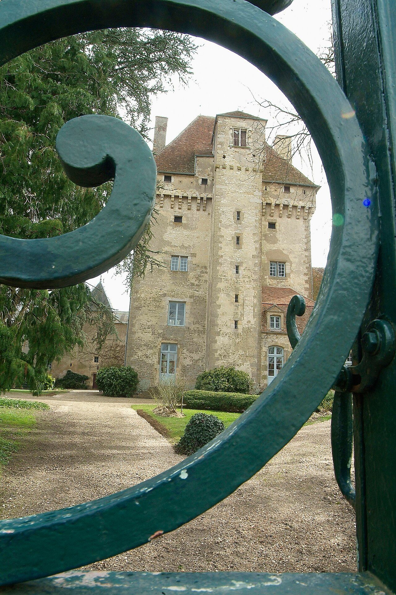 Donjon de Menetou-Couture à Menetou-Couture