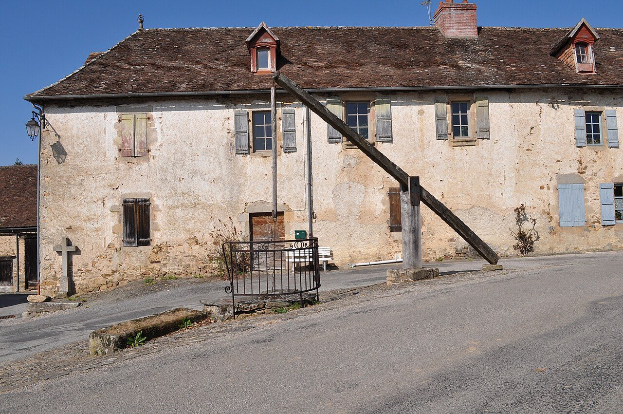Puits à Balancier à Vicq-sur-Breuilh à Vicq-sur-Breuilh